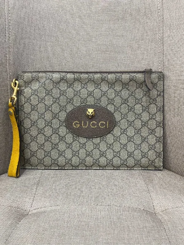 Ladies Gucci shoulder bags with a single - handle designGucci Monogram Canvas Clutch Beige Brown 30.5x21cm