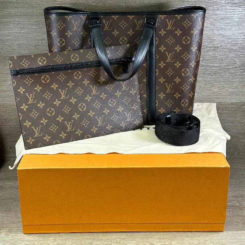 Ladies Louis Vuitton Petite Malle bags in a pastel color for a soft lookLouis Vuitton Monogram Macassar Weekend Tote PM