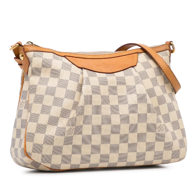 Louis Vuitton bags with a magnetic snap closure for easy accessLouis Vuitton Damier Azur Siracusa PM (Yt2dIP)