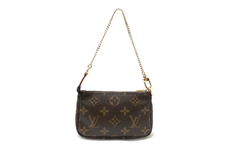 Ladies Louis Vuitton Petite Malle bags with a star - shaped charm for cutenessAuthentic Louis Vuitton Classic Monogram Canvas Mini Pochette Clutch Bag