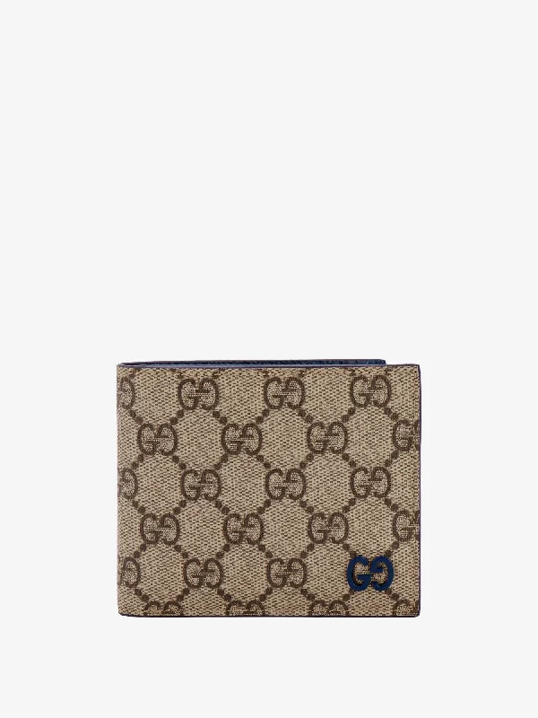 Women Gucci bags with a chain - link trim and a leather bodyGucci Man Gucci Man Beige Wallets