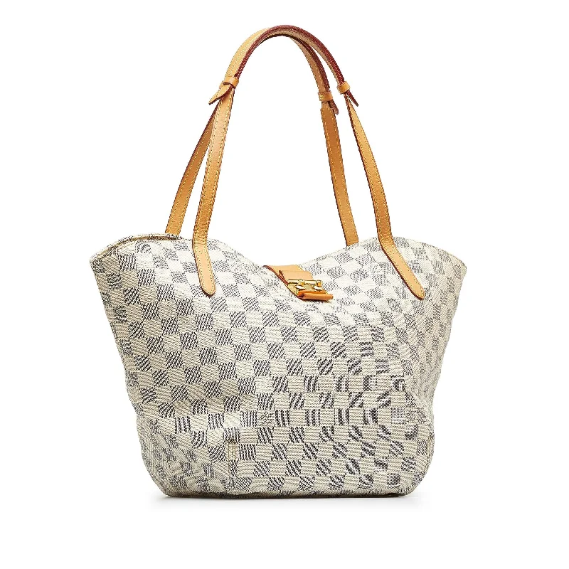 Louis Vuitton crossbody bags with a woven leather strap for textureLouis Vuitton Damier Azur Salina PM (ElIAJG)