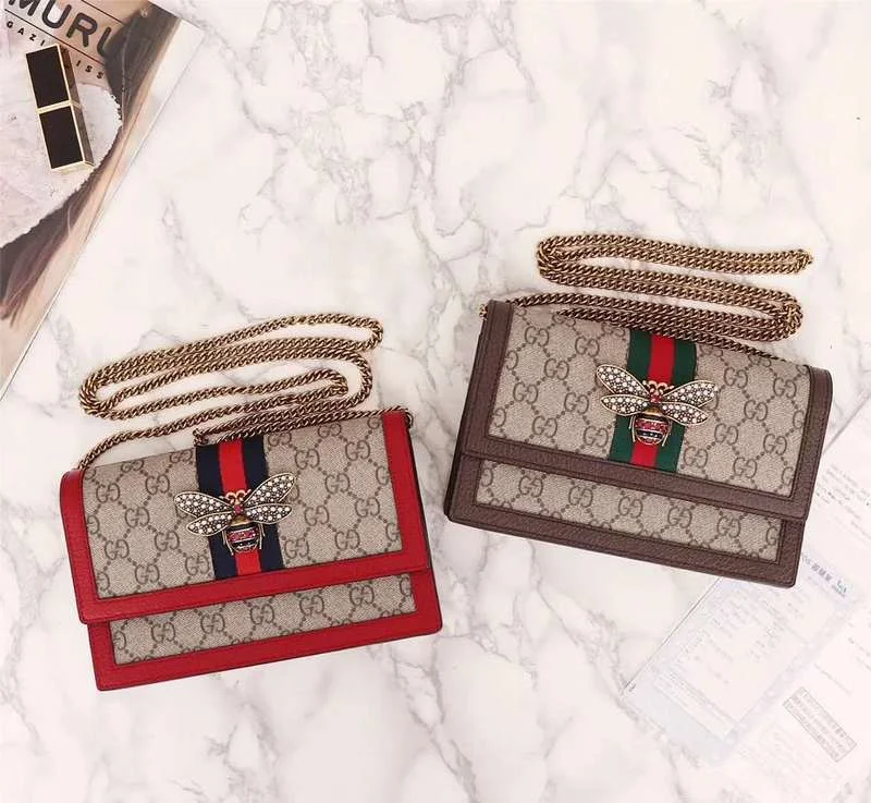 Women Gucci bags with a zip - around closure for securityGucci Bags