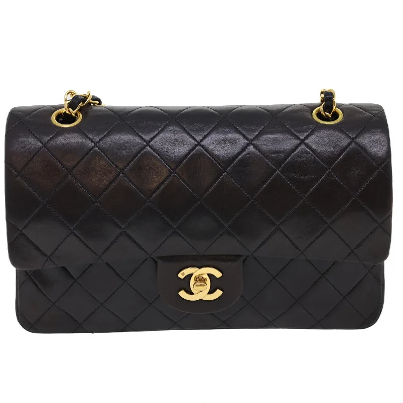 Chanel bags for women who appreciate fine craftsmanshipCHANEL Classic Matelasse 25 Chain Flap Shoulder Bag Lamb Skin Black Auth hs649A