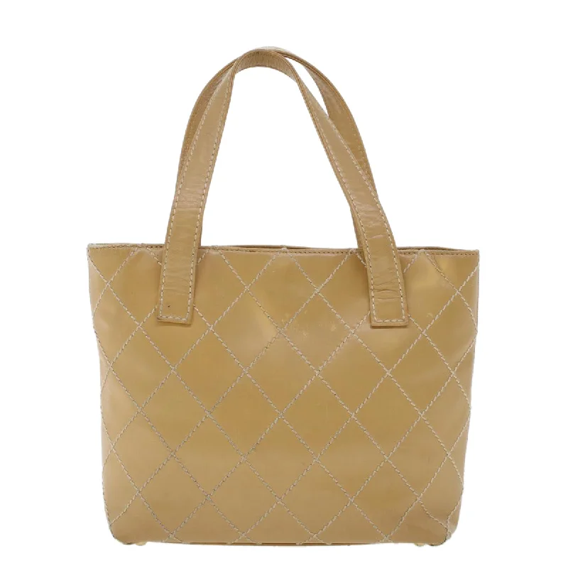 Chanel bags for women who love timeless fashionCHANEL Matelasse Wild Stitch Tote Bag Leather Beige CC Auth 43310