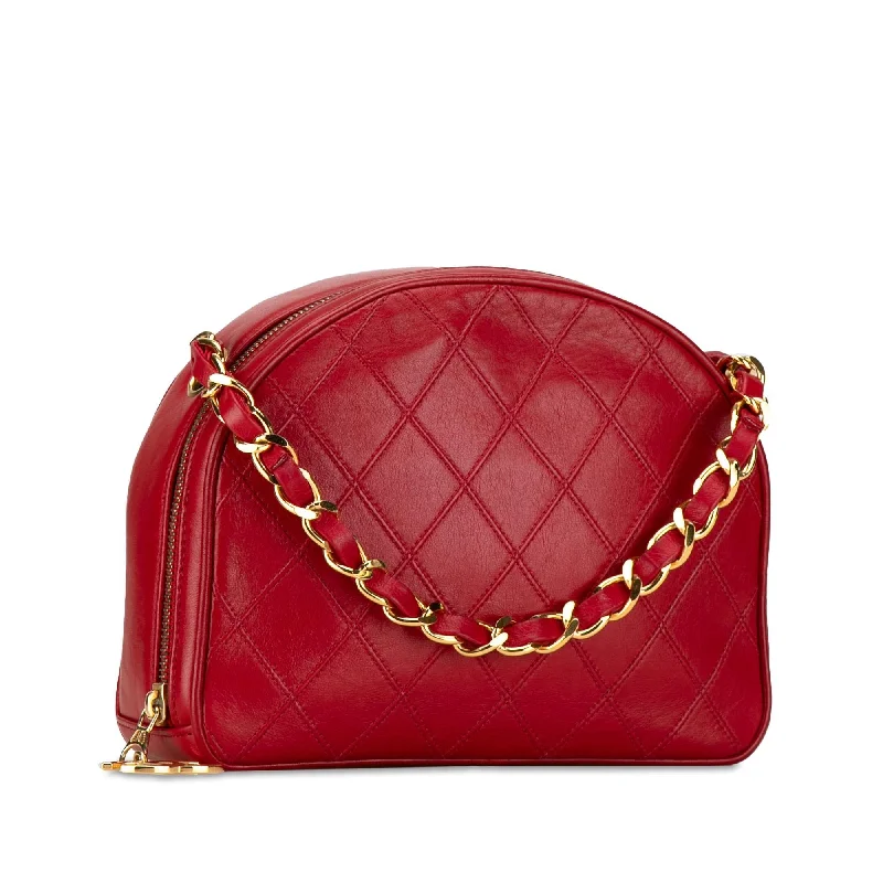 Chanel bags for women with minimalist styleChanel Quilted Calfskin Chain Handbag (SI6CGU)