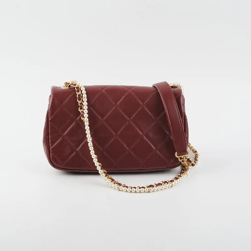 Chanel Lightweight Handbag for Daily ErrandsChanel Quilted Crystal Pearls Flap Burgundy