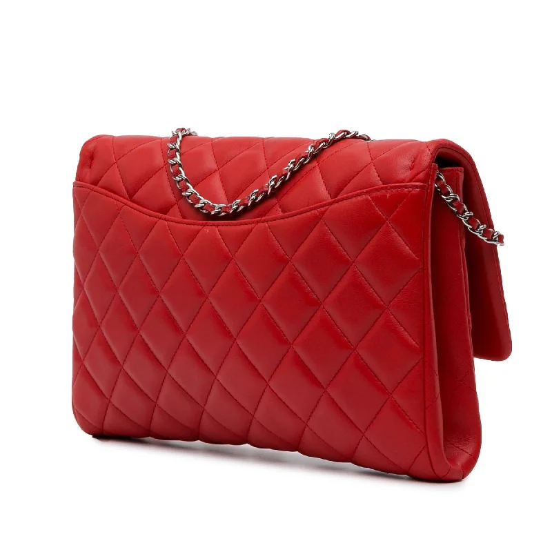 Chanel bags with iconic gold chainsChanel Quilted Lambskin Flap Clutch with Chain (w0bGwq)