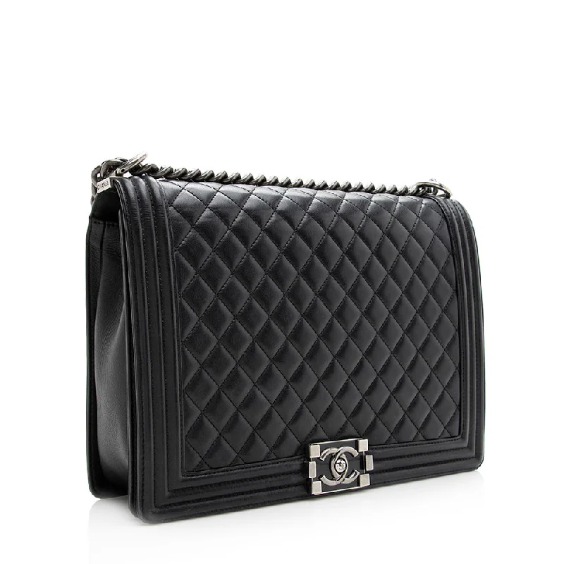 Chanel Luxury Handbag for High - End EventsChanel Quilted Lambskin Large Boy Bag (20392)