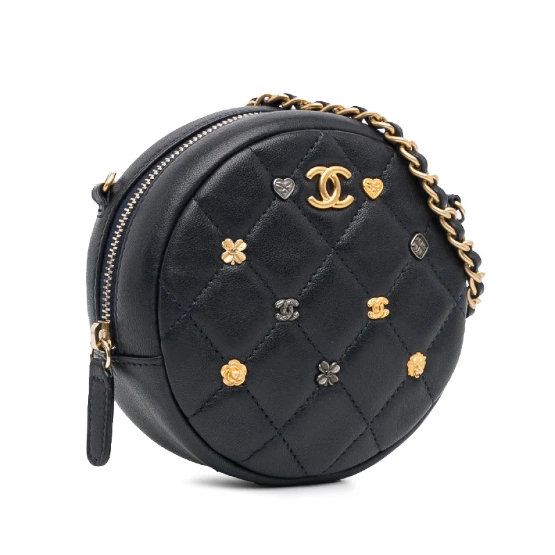 Chanel bags for women with minimalist styleChanel Quilted Lambskin Lucky Charms Round Clutch with Chain (OY6cPQ)