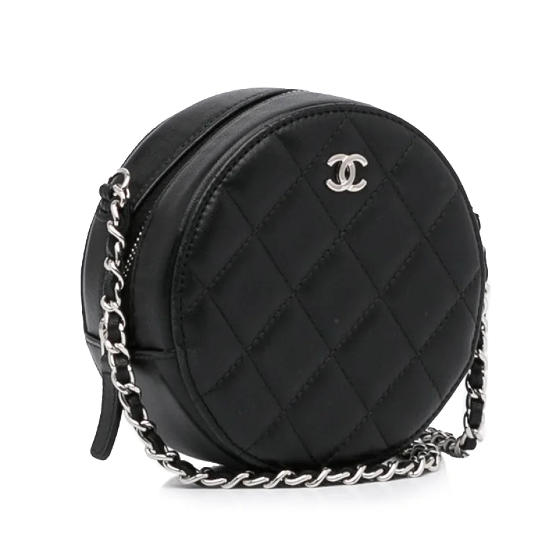 Chanel Luxury Handbag for High - End EventsChanel Quilted Round Clutch with Chain (20gS3O)