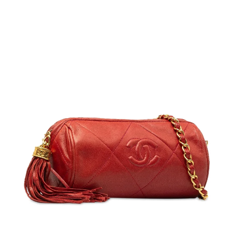 Chanel bags for those who value investment piecesChanel Quilted Tassel Barrel Crossbody Bag (7xdOa3)