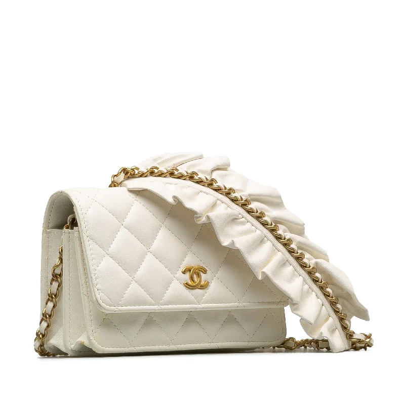 Chanel bags with intricate metal hardwareChanel Romance Lambskin Wallet On Chain (O9aGrO)