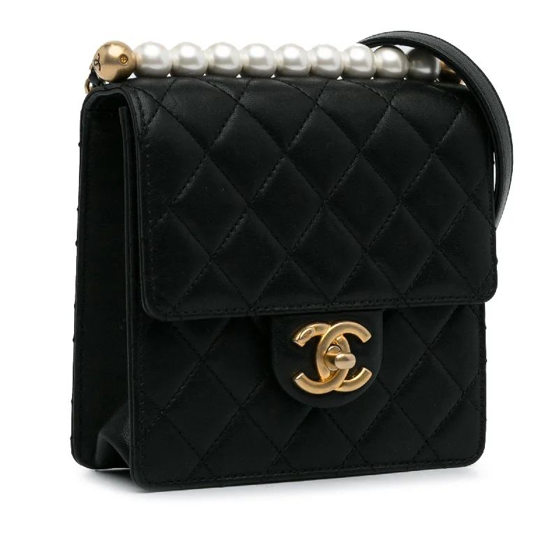 Chanel bags with adjustable chain strapsChanel Small Chic Pearls Flap (IWZwMr)