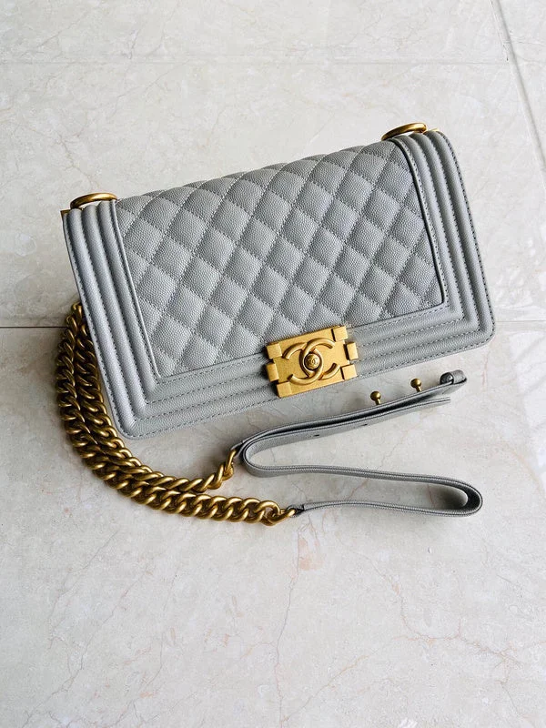 Chanel bags with classic and elegant designsWF - Chanel Bags - 2810