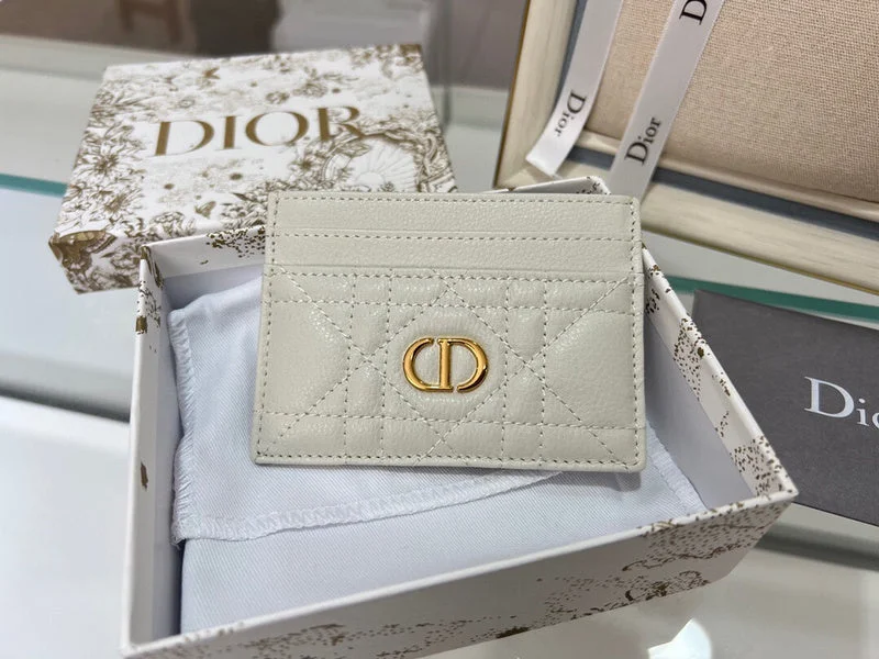 Luxury Christian Dior crossbody bags with a chain - link strapBC - Dior Bags - 339