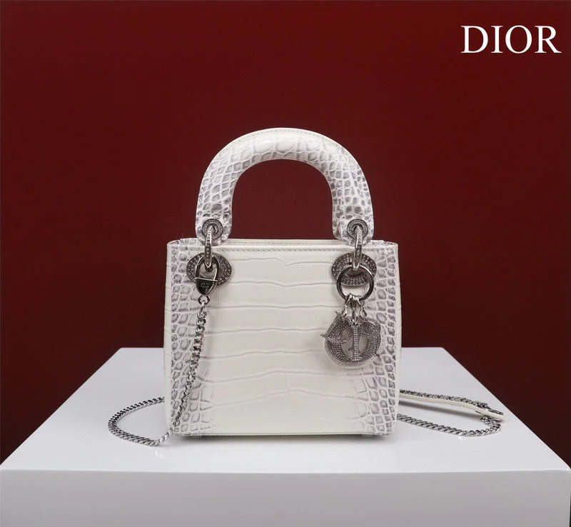 Christian Dior handbags with a removable shoulder strap for versatilityDior Bag