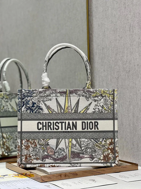 Christian Dior crossbody bags with a front - flap pocket for easy accessDior Bag