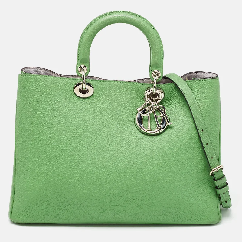 Christian Dior handbags with a snap - button closure and a decorative buckleDIOR Green Leather Large issimo Shopper Tote