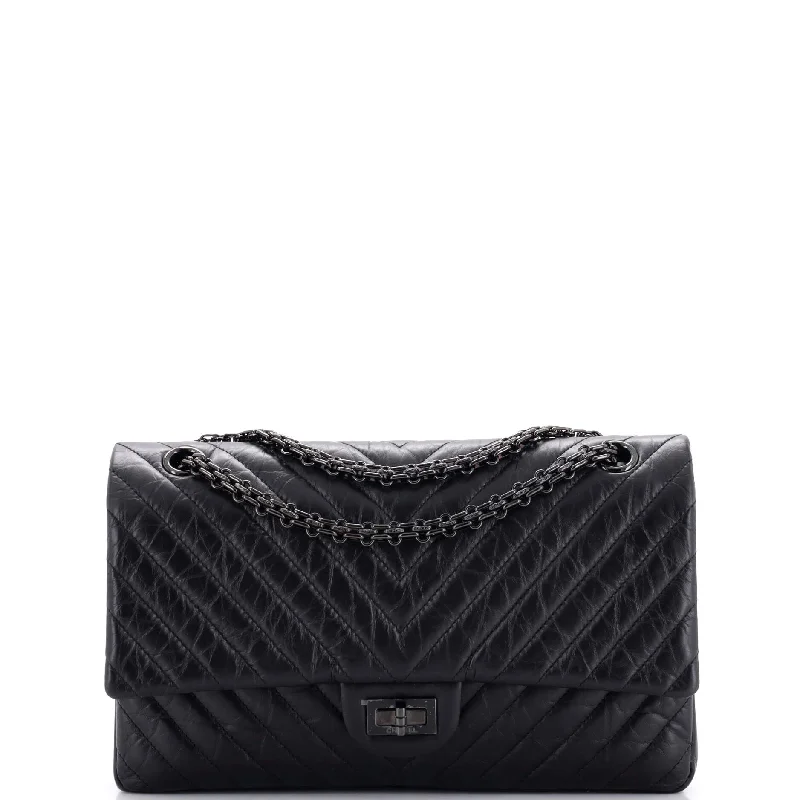 Christian Dior bags with a quilted pattern and gold - toned hardwareSo Black Reissue 2.55 Flap Bag Chevron Aged Calfskin 226