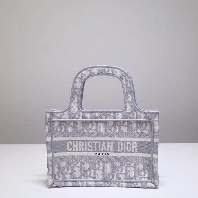 Christian Dior crossbody bags with a front - flap pocket for easy accessWF - Dior Bags - 228